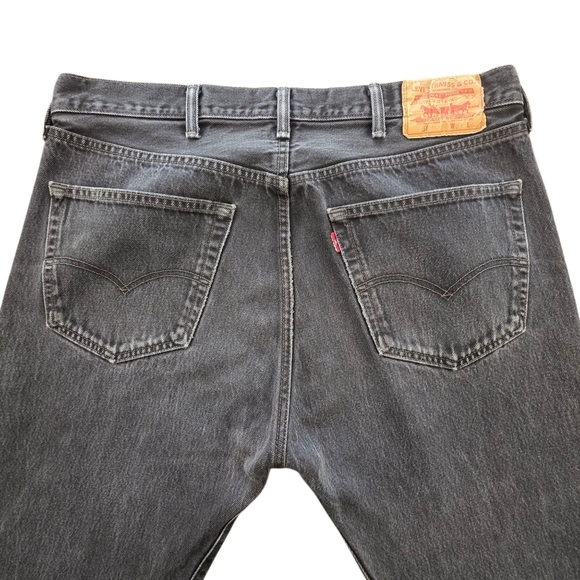 Levi’s 501 Button Fly Black Jeans 38x32 Made in Mexico | Vintage Straight Fit - Picture 8 of 12